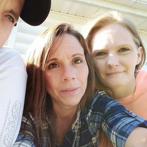 Meet your Posher, Sabrina